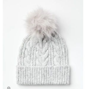 LOFT NWT Cable Pom‎ Pom Beanie - Light Gray